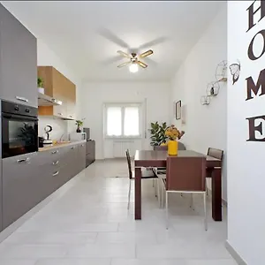 La Casa Di Carmine , Roma Italia